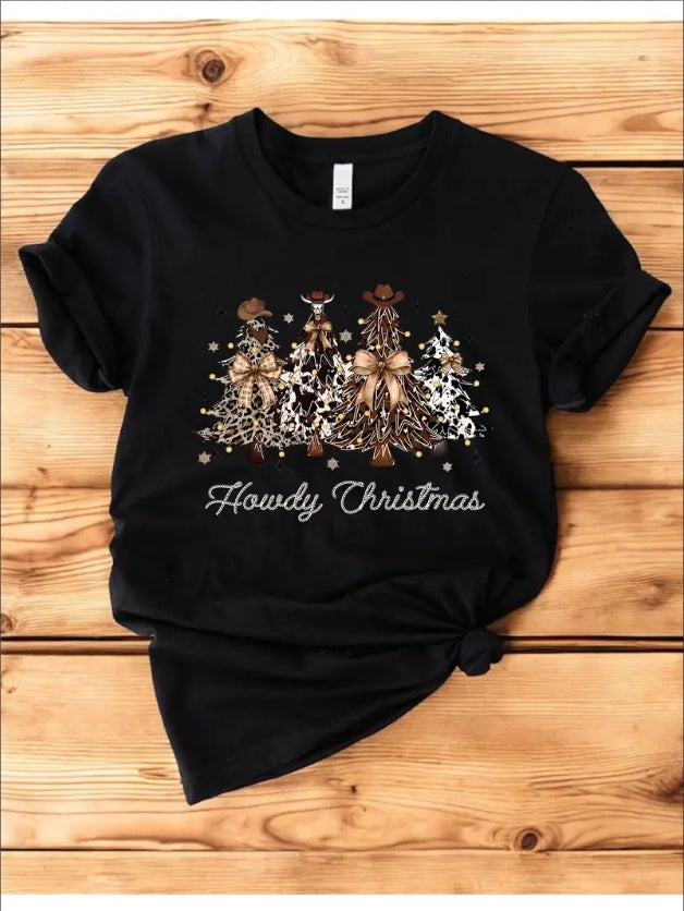 Howdy Christmas Shirt ✨ Western Coquette Cowboy Tee | Groovy Retro Xmas Gift | Country Holiday Graphic T-Shirt for Women & Men