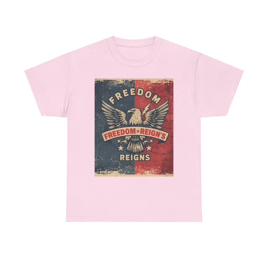 Patriotic Eagle , Vintage Freedom , , Independence Day Gift, Americana , Casual Statement Graphic Tee | Trendy Streetwear T-Shirt | Unise...