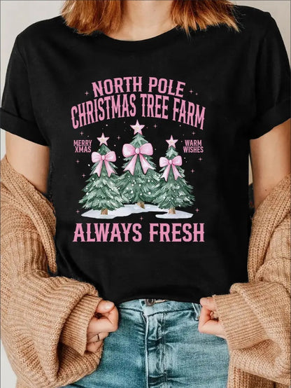 Directional Christmas, A Round-Neck T-Shirt With Three Christmas Trees And Bow Prints In English, Perfect For Casual Sportswear.